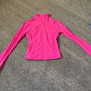 Lululemon define jacket,hot pink ,worn once.size 2